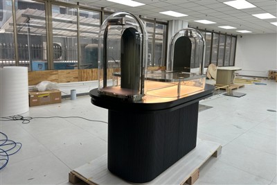 Professionelles Lichtdesign: So schaffen Sie ultimativen Luxus für Ihre Schmuckvitrine